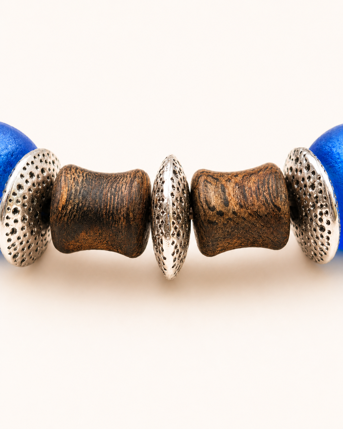 Calm Soul | Royal Blue Agarwood & Enamel Bracelet