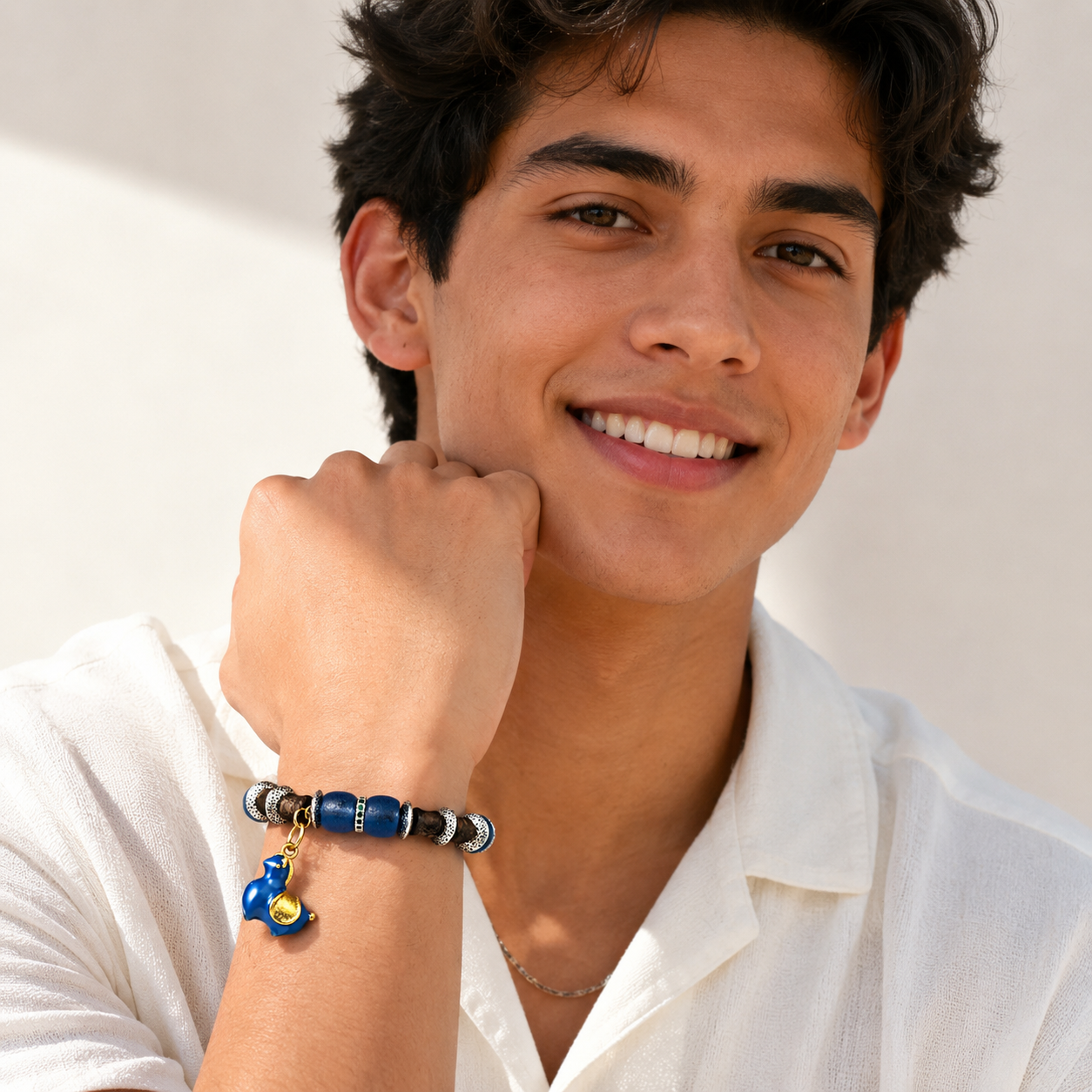 Calm Soul | Royal Blue Agarwood & Enamel Bracelet