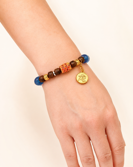 Quiet Tide agarwood bracelet worn on wrist