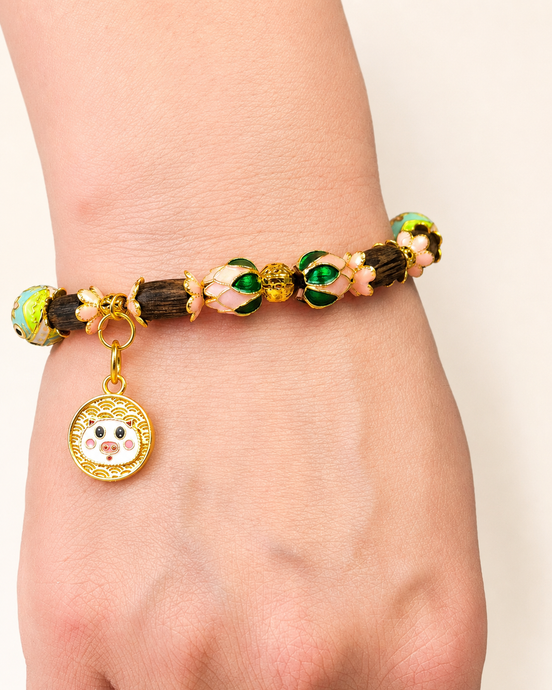Soft Heart agarwood bracelet worn on wrist